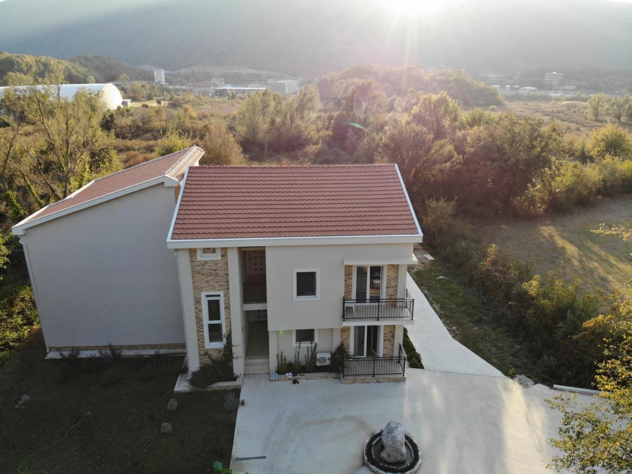 Apartment Vrutak Kotor Buitenkant foto