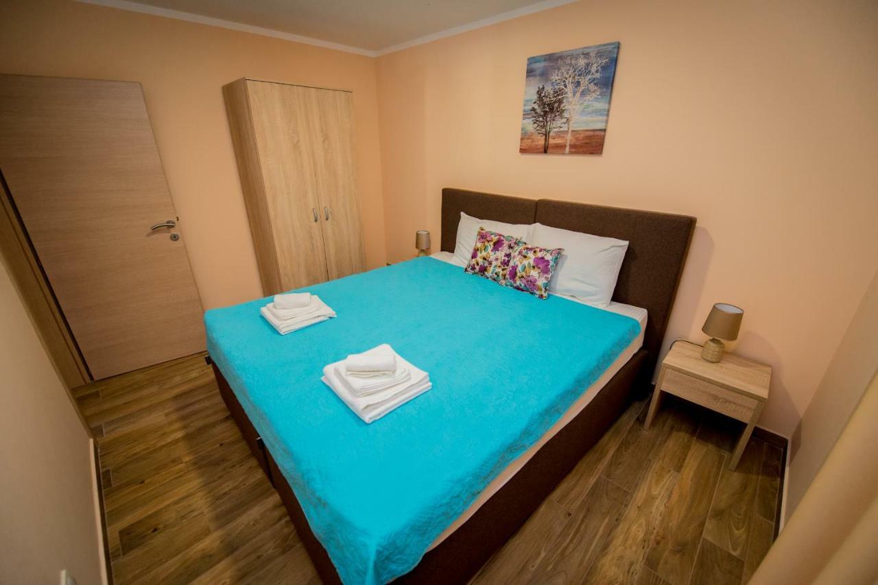 Apartment Vrutak Kotor Buitenkant foto