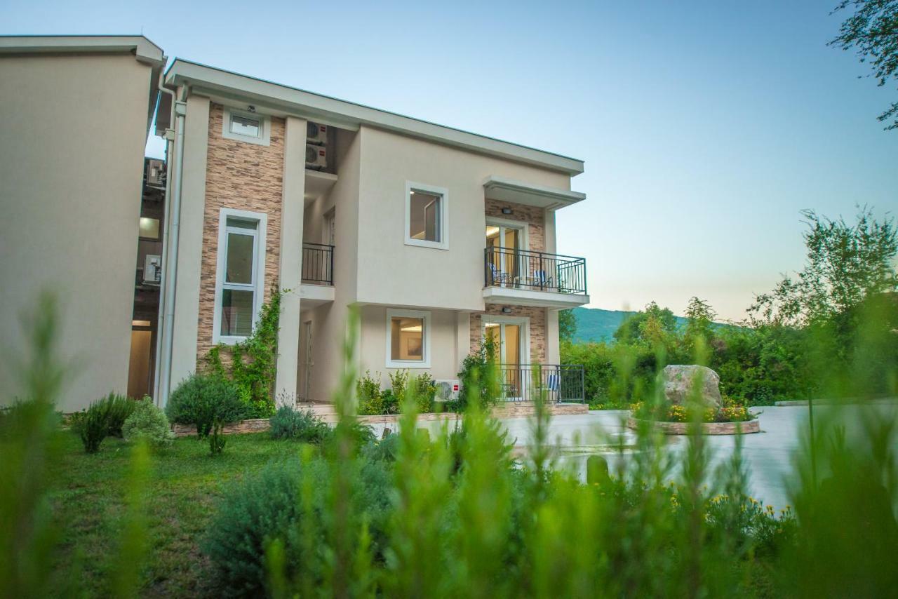 Apartment Vrutak Kotor Buitenkant foto