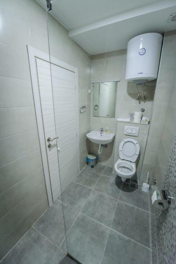 Apartment Vrutak Kotor Buitenkant foto
