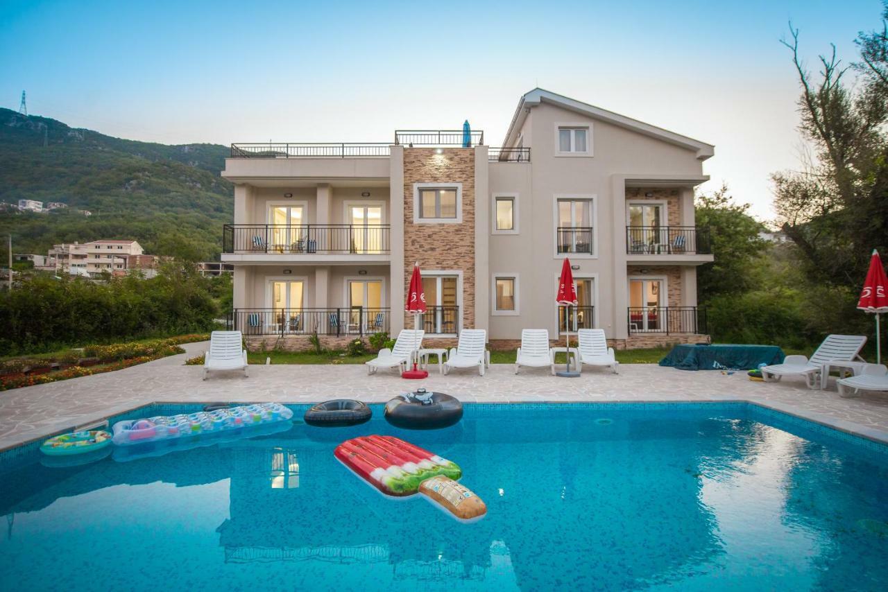 Apartment Vrutak Kotor Buitenkant foto