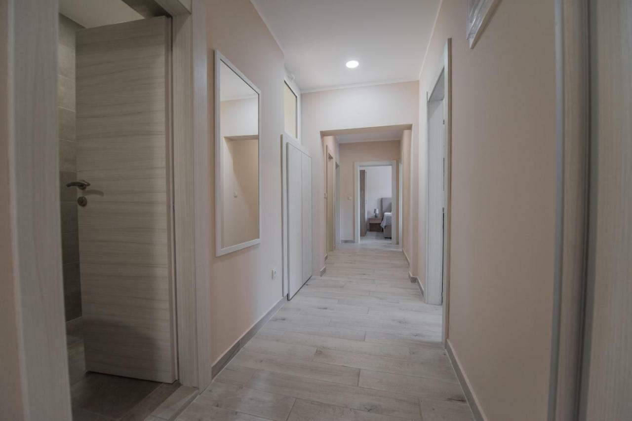 Apartment Vrutak Kotor Buitenkant foto