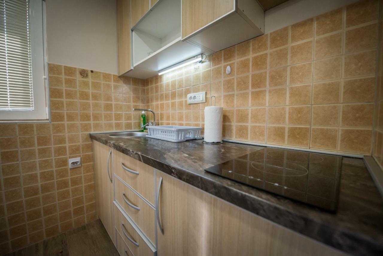 Apartment Vrutak Kotor Buitenkant foto
